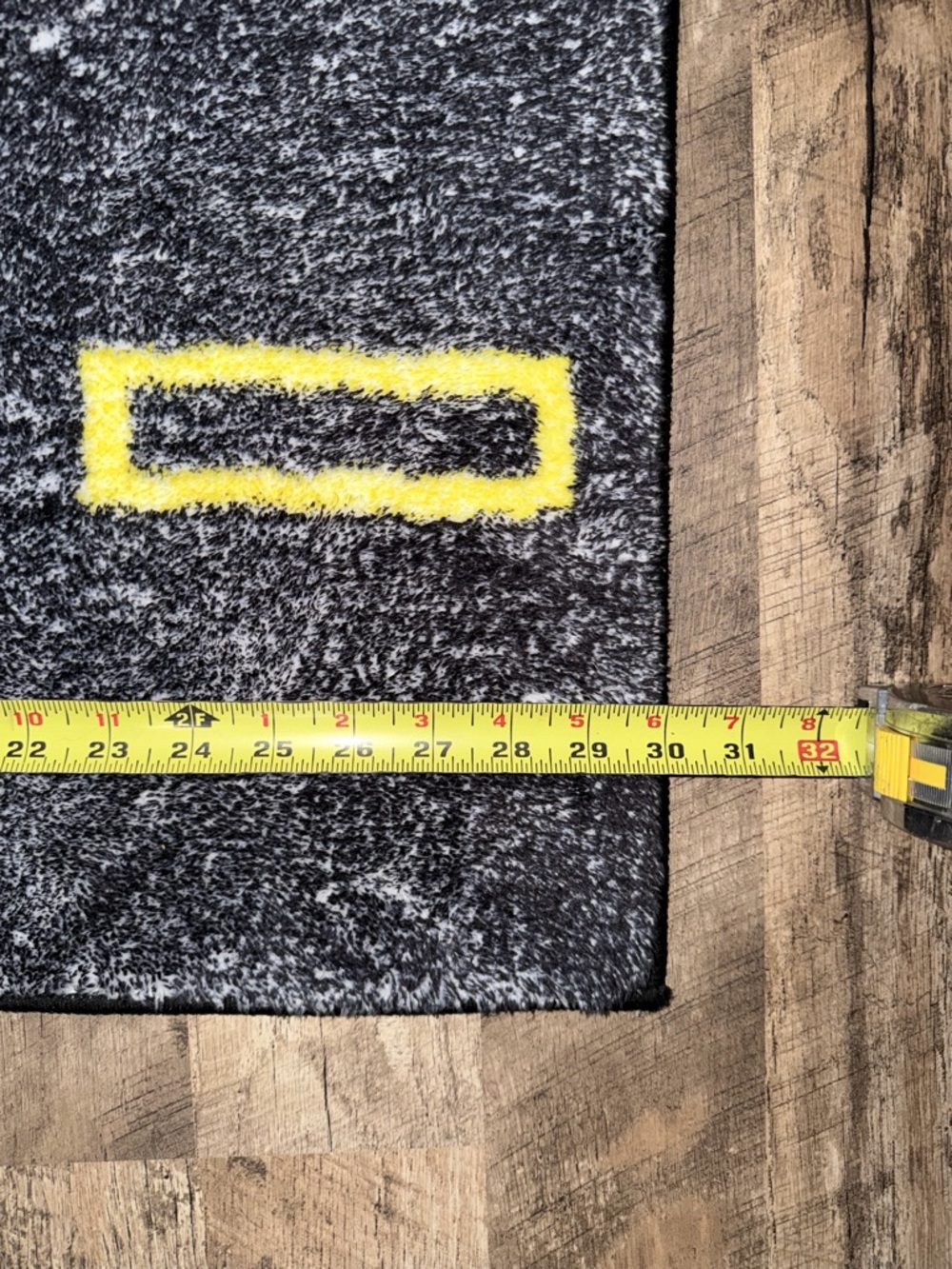 Stone Island Tufted Rug - Picture 4 of 5